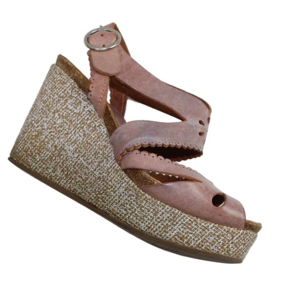 Pedro Garcia Pink Blush Leather Peep Toe Ankle Buckle Platform Wedge, Size 36.5 - Picture 2 of 8